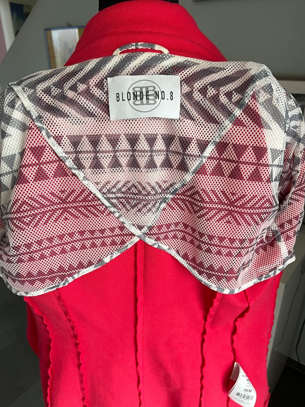 Giacche: Blazer Blond Nr. 8 – Usato da Ruggell venduto da expoli 4
