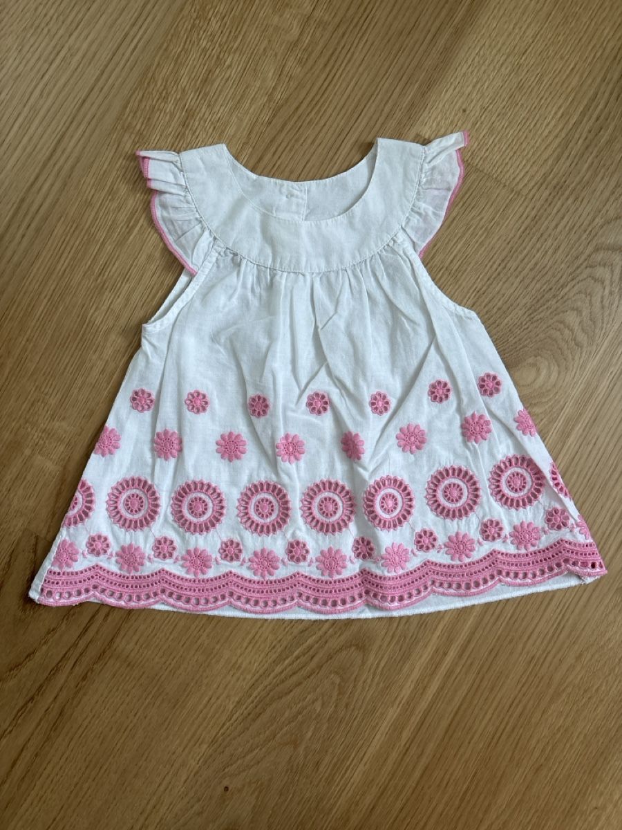 Lotti & Set di vestiti: Sommer Set, Bluse & Jeans, Top Zustand! – Nuovo (secondo la descrizione) da Niederhasli venduto da sxh_jn9y 2