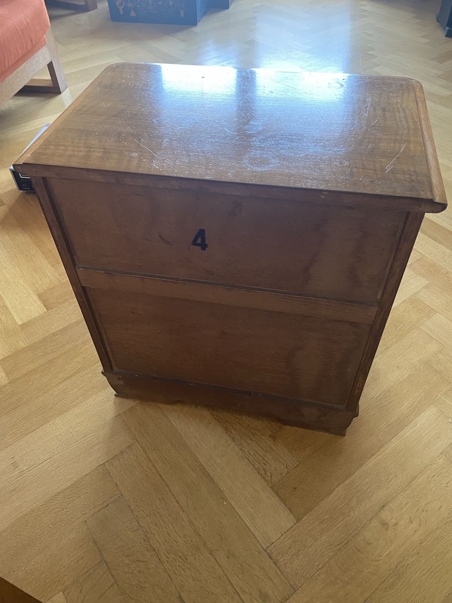 Comodini: Nachttisch Kommode Holz vintage – Usato da Grenchen venduto da Vintagewatchoverdose 5