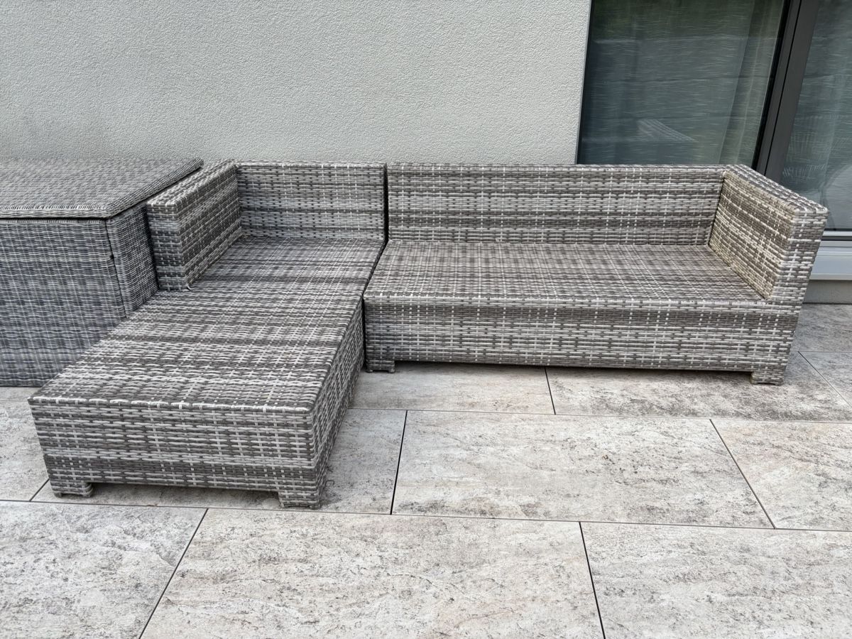 Divani: Loungemöbel Rattan Optik grau Set 2-teilig – Usato da Buchs sg venduto da Krispykristy