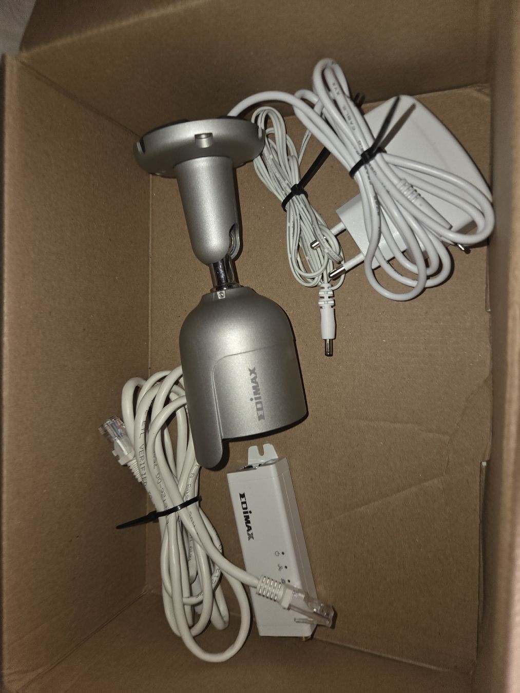 Caméscopes: caméra IP  – Neuf (Voir description) à Neuchâtel par pasprie 2
