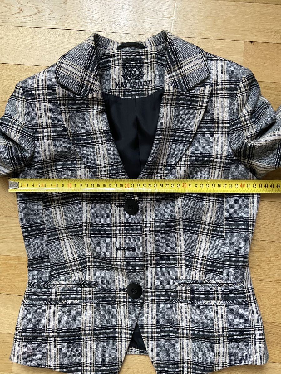 Navyboot Kleiderpakete: 2 BLASER NAVYBOOT UND BENETTON GR 36 – Neu (gemäss Beschreibung) aus Zürich von schneeflocke303 2