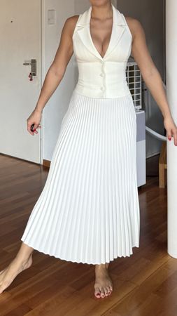 Meshki Pleated Set Skirt + Vest White Size XS