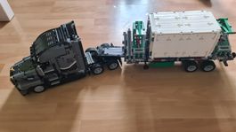 Lego Technic Mack Truck (42078)