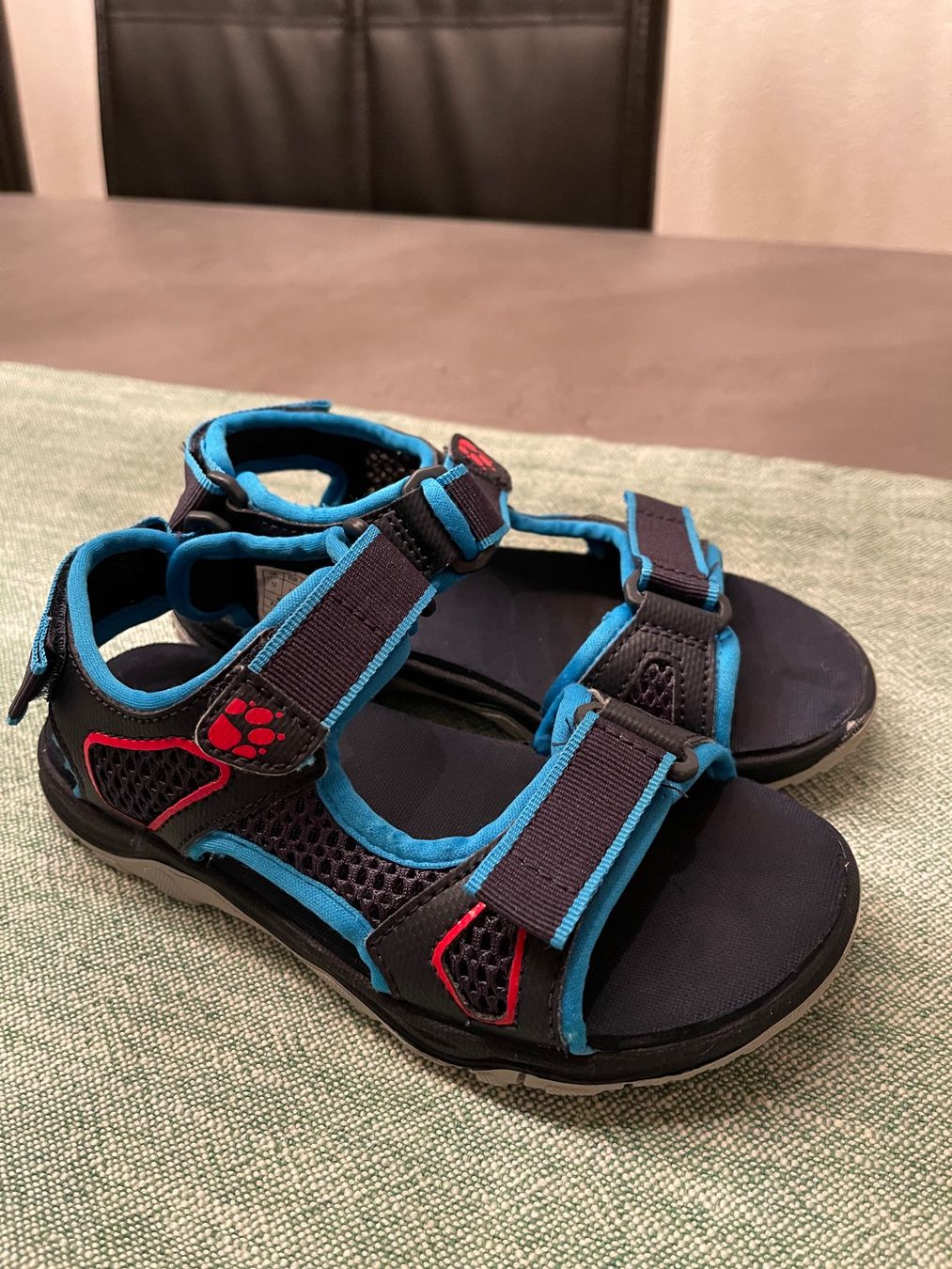 Jack Wolfskin Scarpe per ragazzi: Jack Wolfskin Taraco Beach Sandal K Blue/red – Usato da Oberrieden venduto da Boccia1981 2