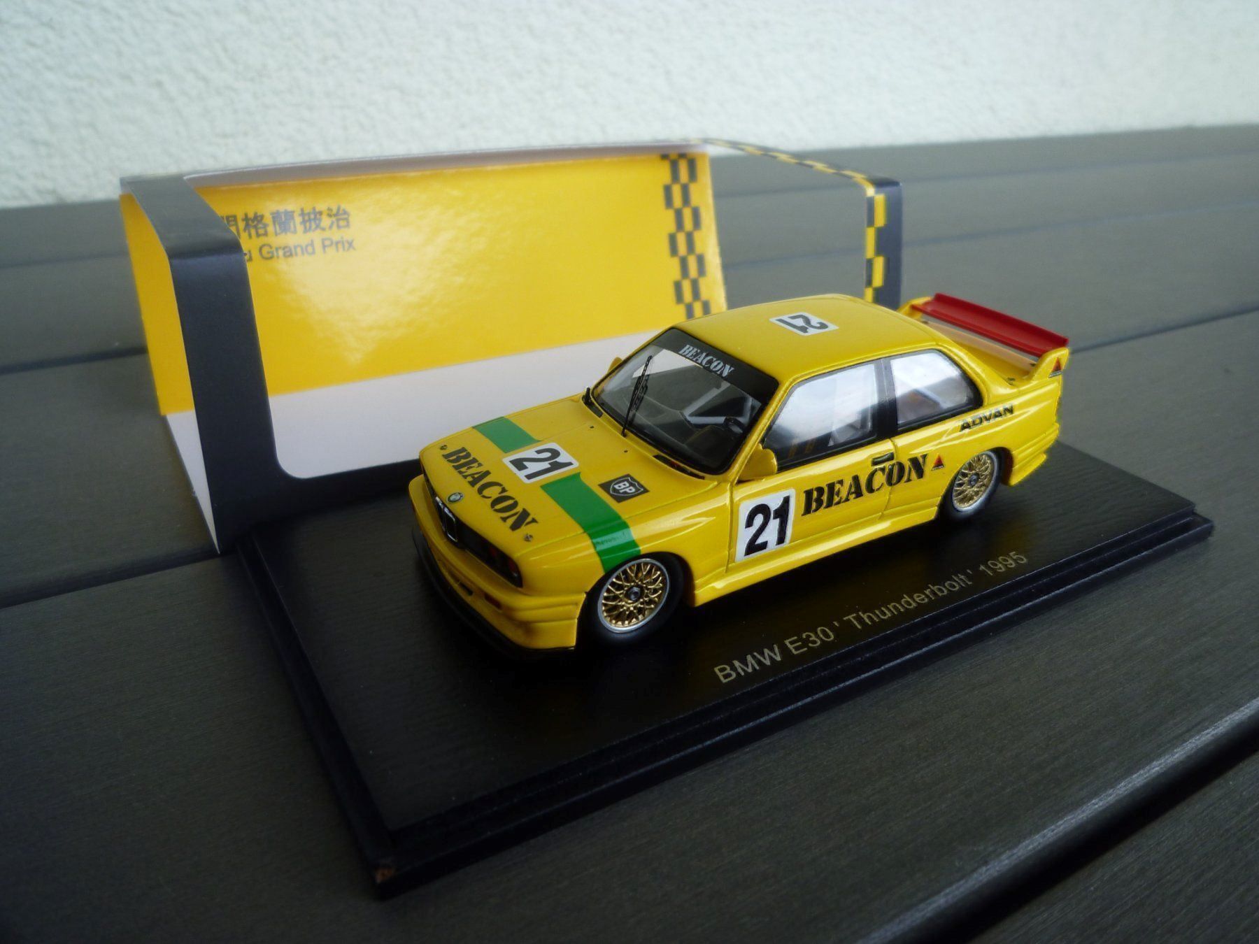 Modellini d'auto: BMW M3 (E30) (Thunderbolt 1995) – Nuovo e nell'imballaggio originale da Flawil venduto da Imperiosud 6