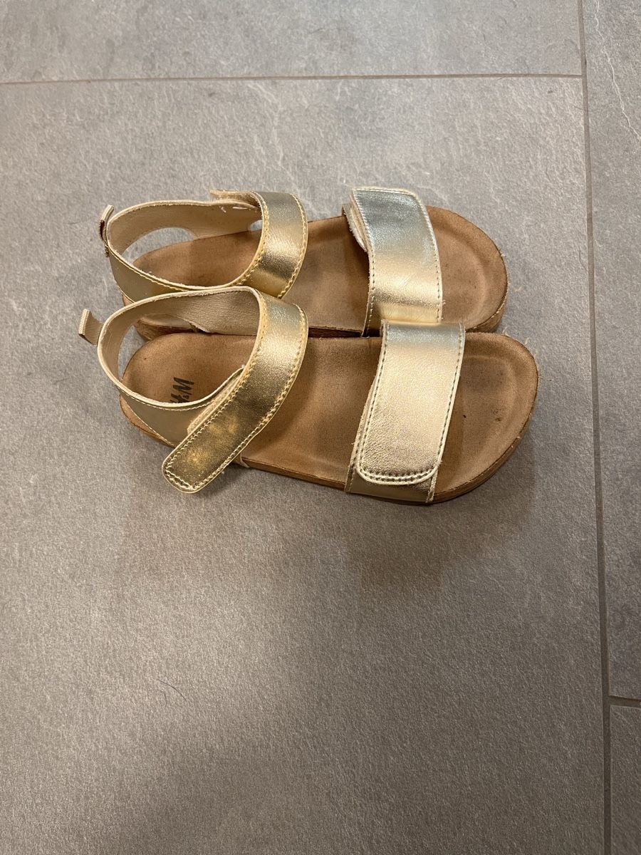 H&M Scarpe per ragazzi: Sandalen H&M - Grösse 28 – Usato da Tagelswangen venduto da PhilipH01 1