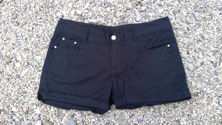 Short noir, taille L (92cm), poches 5x, coton
