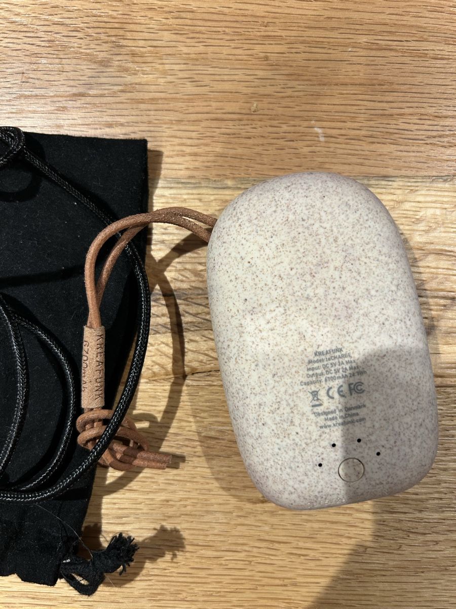 Ladegeräte: Powerbank – Gebraucht aus Guttannen von E1892 1