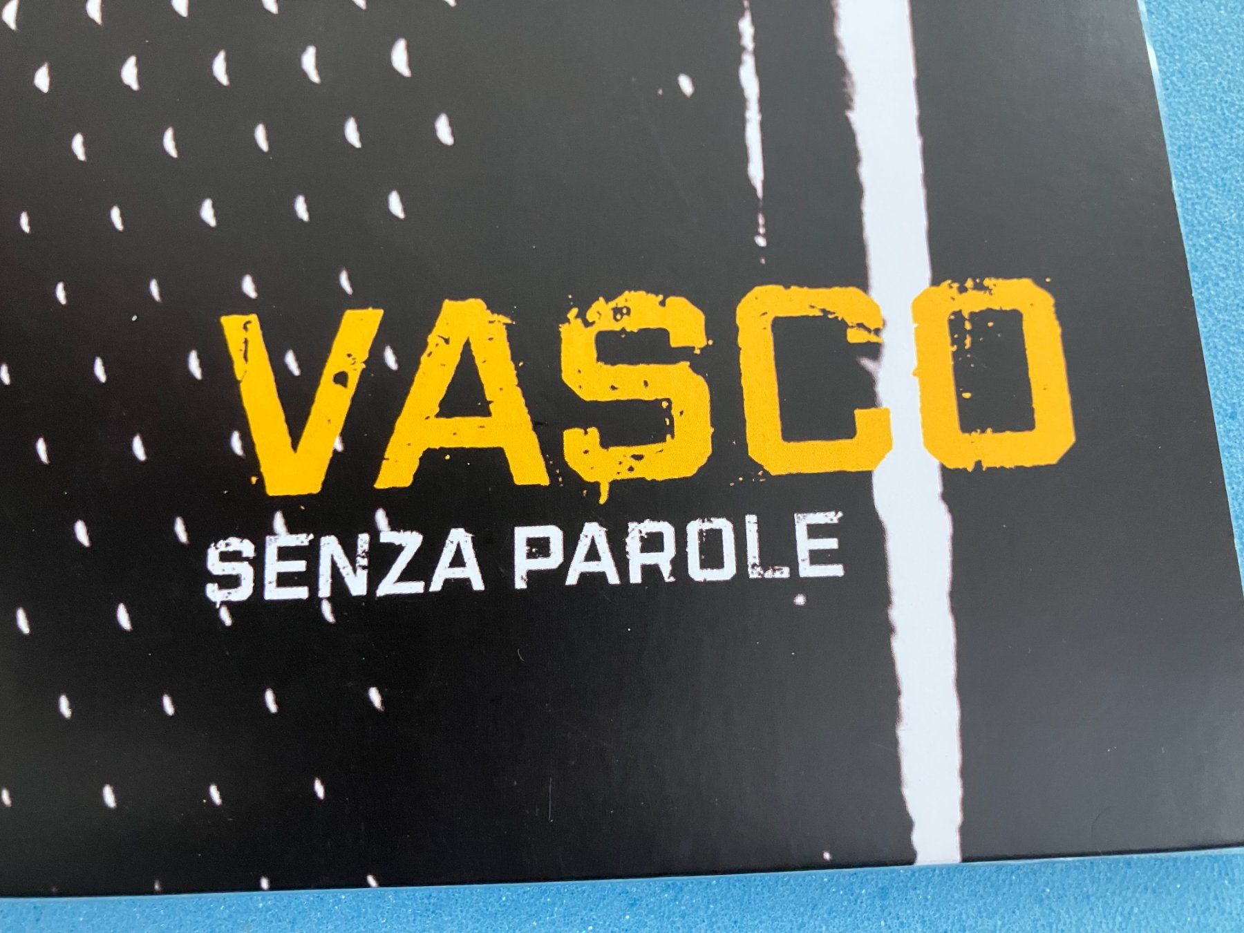 Dischi in vinile: Vasco Rossi – Nuovo (secondo la descrizione) da Aarwangen venduto da Jukebox3 1