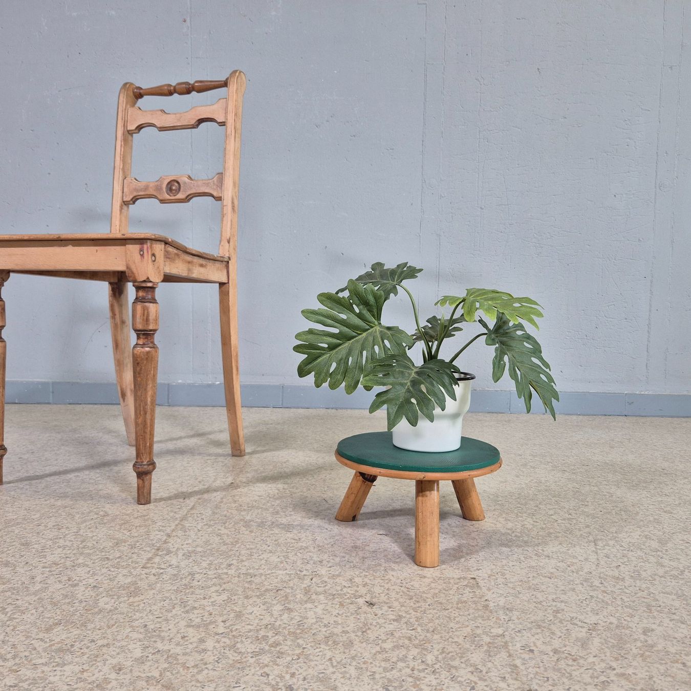Hocker: Bambus Flower Stand Blumenhocker Blumentisch Höcker – Gebraucht aus Nottwil von Wondewa-Shop 2