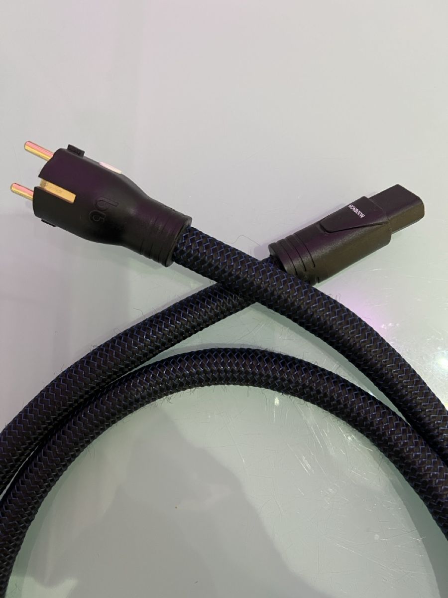 AudioQuest Cavi: Audioquest Monsoon Netzkabel  – Usato da Birsfelden venduto da Surfstrizzi61