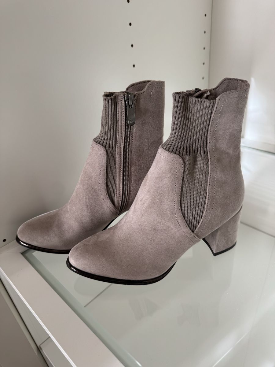 Scarpe da donna: Wildleder Stiefeletten, Grösse 36 – Nuovo (secondo la descrizione) da Binningen venduto da happy_xx 1