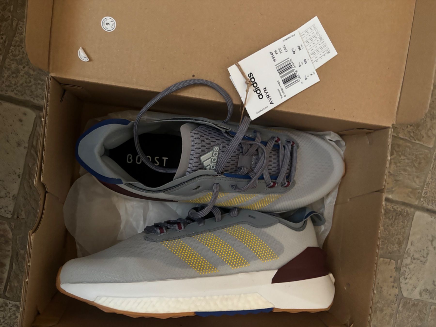 Adidas Herrenschuhe: 42 2/3_adidas Avryn_LP 185 CHF_NEU – Neu und originalverpackt aus Versegeres von kista 4