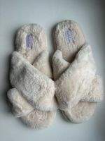 Warm ecru white / beige house shoes