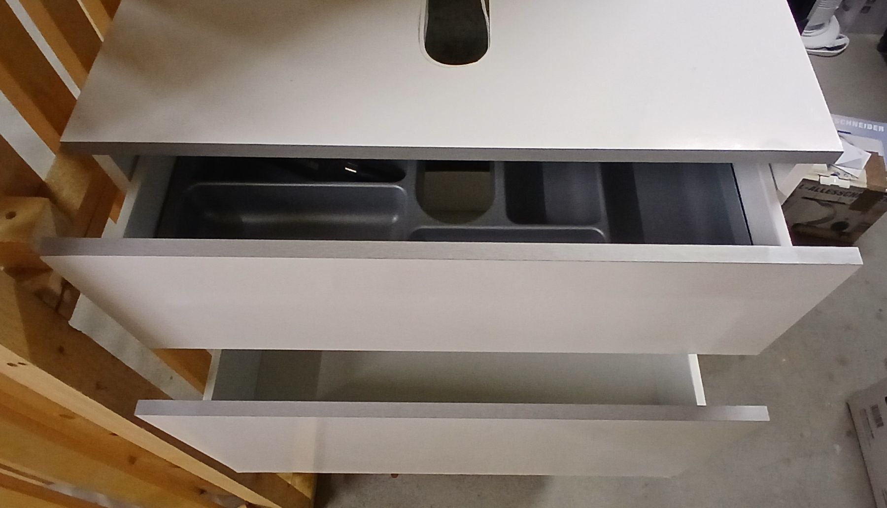 Badezimmermöbel: Waschbeckenunterschrank – Gebraucht aus Bülach von mar_2q58 1