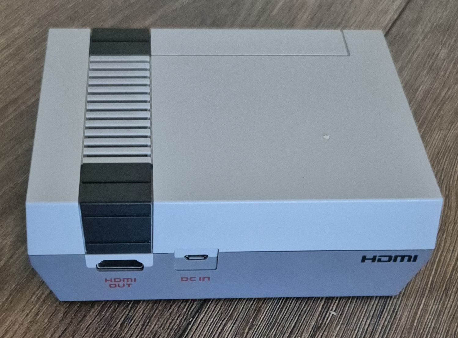 Nintendo Console: NES Classic Mini mit 2 Controller – Usato da Dinhard venduto da Rdnex 2