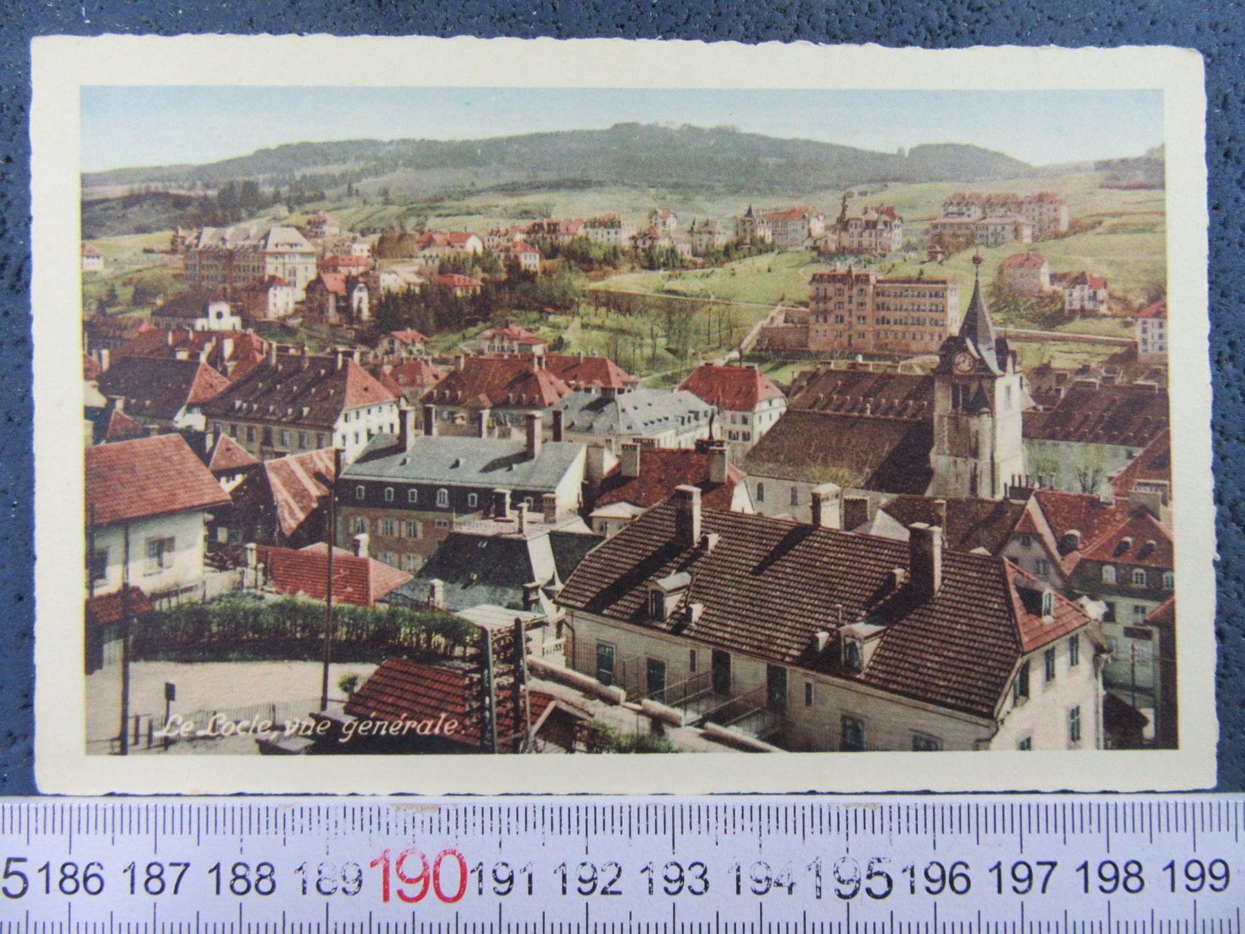 Cartoline postali: LE LOCLE NE AK VUE GENERALE – Usato da Ettingen venduto da Hausi4711