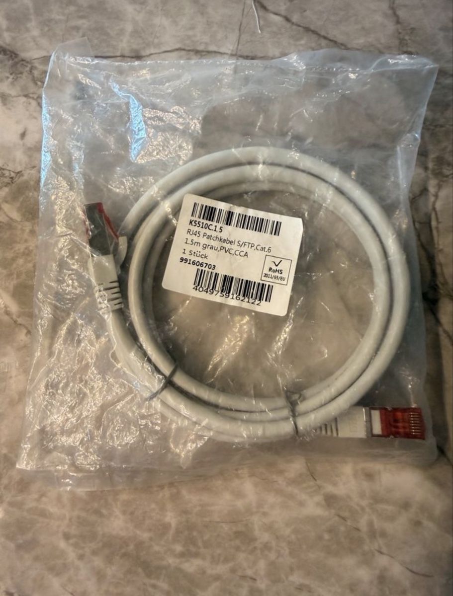 Cavi: Patchkabel/Netzwerkkabel - 1.5 Meter – Usato da Balgach venduto da ren_xy57