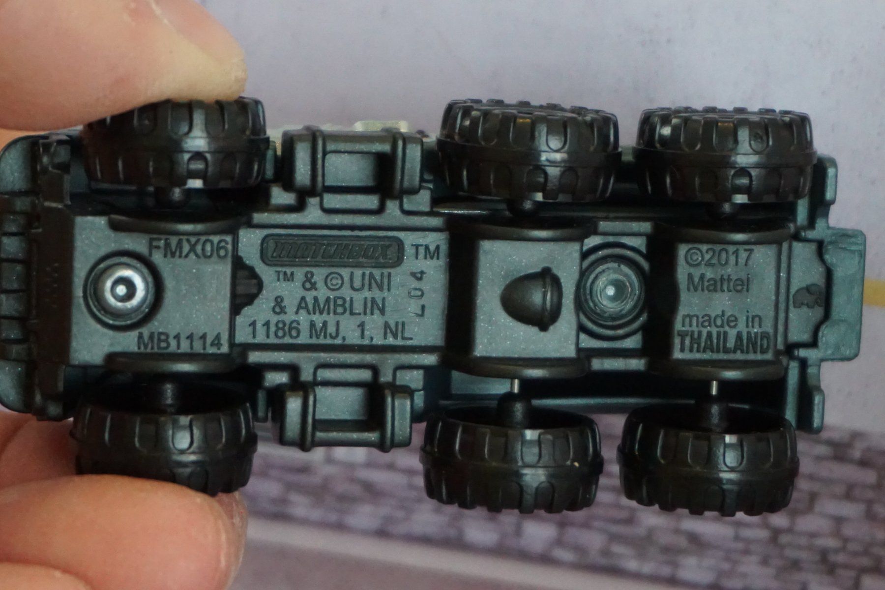 Matchbox Modellini d'auto: Matchbox Uni&Amblin COOL !!!!!!!! – Usato da Reiden venduto da Doppeldecker69 5