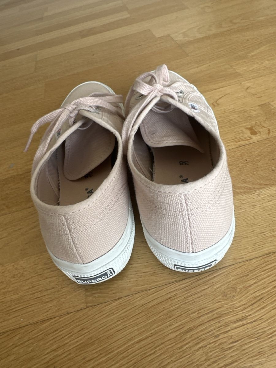 Superga Scarpe da donna: Superga Sneakers - Pink, Size 36 – Usato da Uerikon venduto da Ladybird40 2