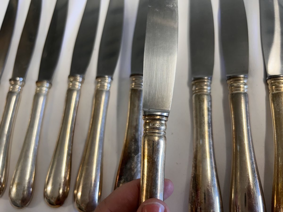 Besteck: 12 Fleischmesser, Silber – Gebraucht aus Kehrsiten von fot_55m5