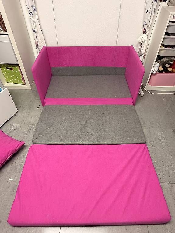 Divani: Pinkes Kinder Sofa ausklappbar – Usato da Diegten venduto da Pef_Petra 2
