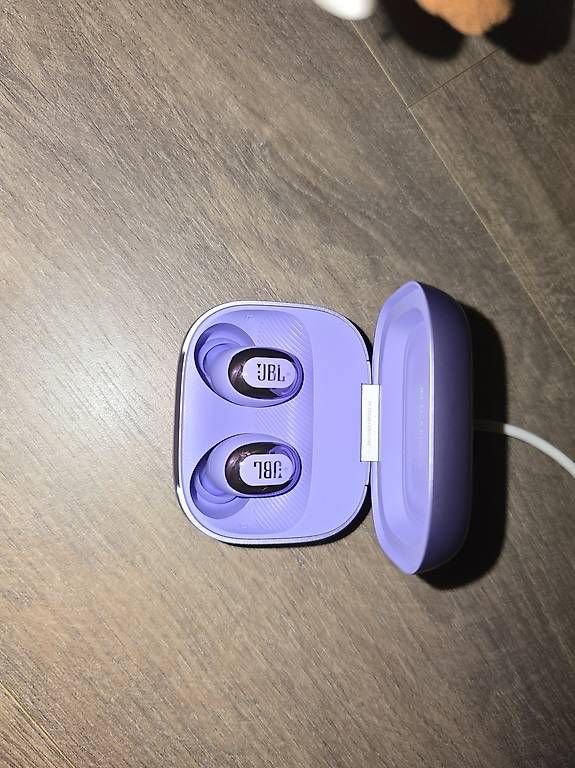 Kopfhörer: JBL live buds 3 violet – Neu und originalverpackt aus Goumoens-la-Ville von Mimi_1802 1