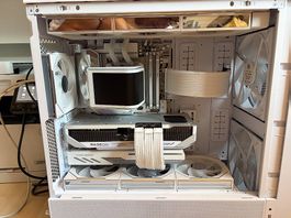 Gaming PC Ryzen 7 9850X3D und RX 9070XT