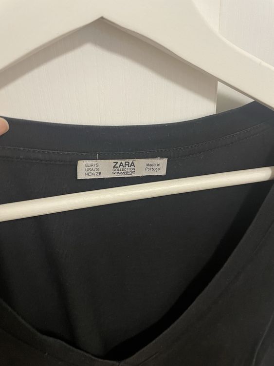 T-shirt Zara noir col V taille S femme élégant 2