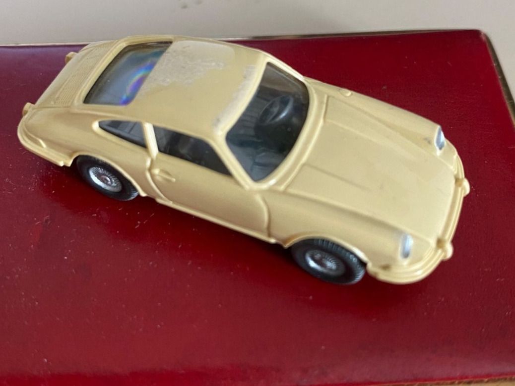 Porsche Modellautos: Spielzeugauto Porsche – Gebraucht aus Oberrohrdorf von chilibiggi