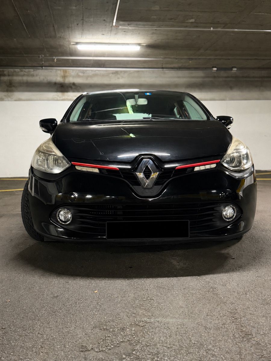Renault Automobili: Renault Clio 1.5 dci  – Usato da Collombey venduto da mei_j7yy 1