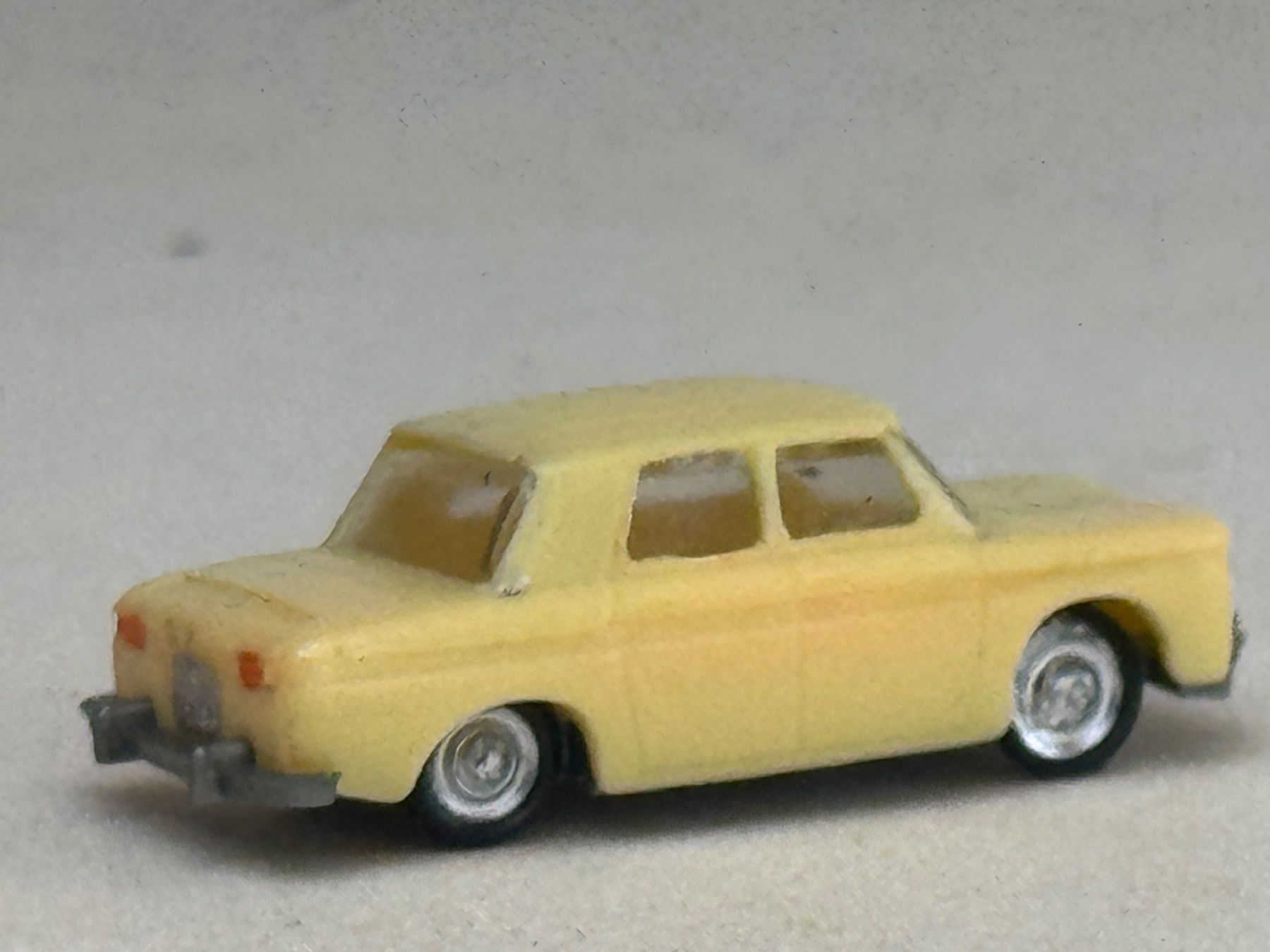 Eko Modellautos: VE1- EKO Renault hellbeige – Gebraucht aus Elm von Wikmtz 1