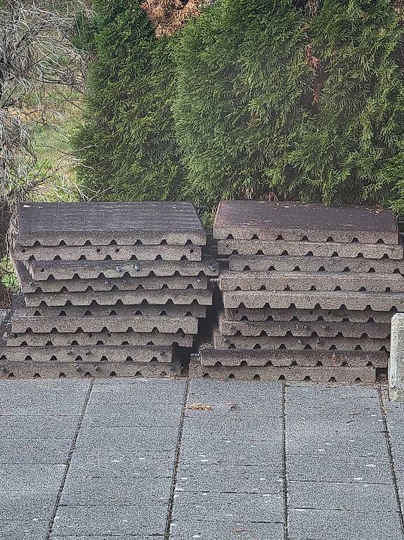 Revêtements de sol: Fallschutzmatten – D'occasion à Niederönz par Aberchtold