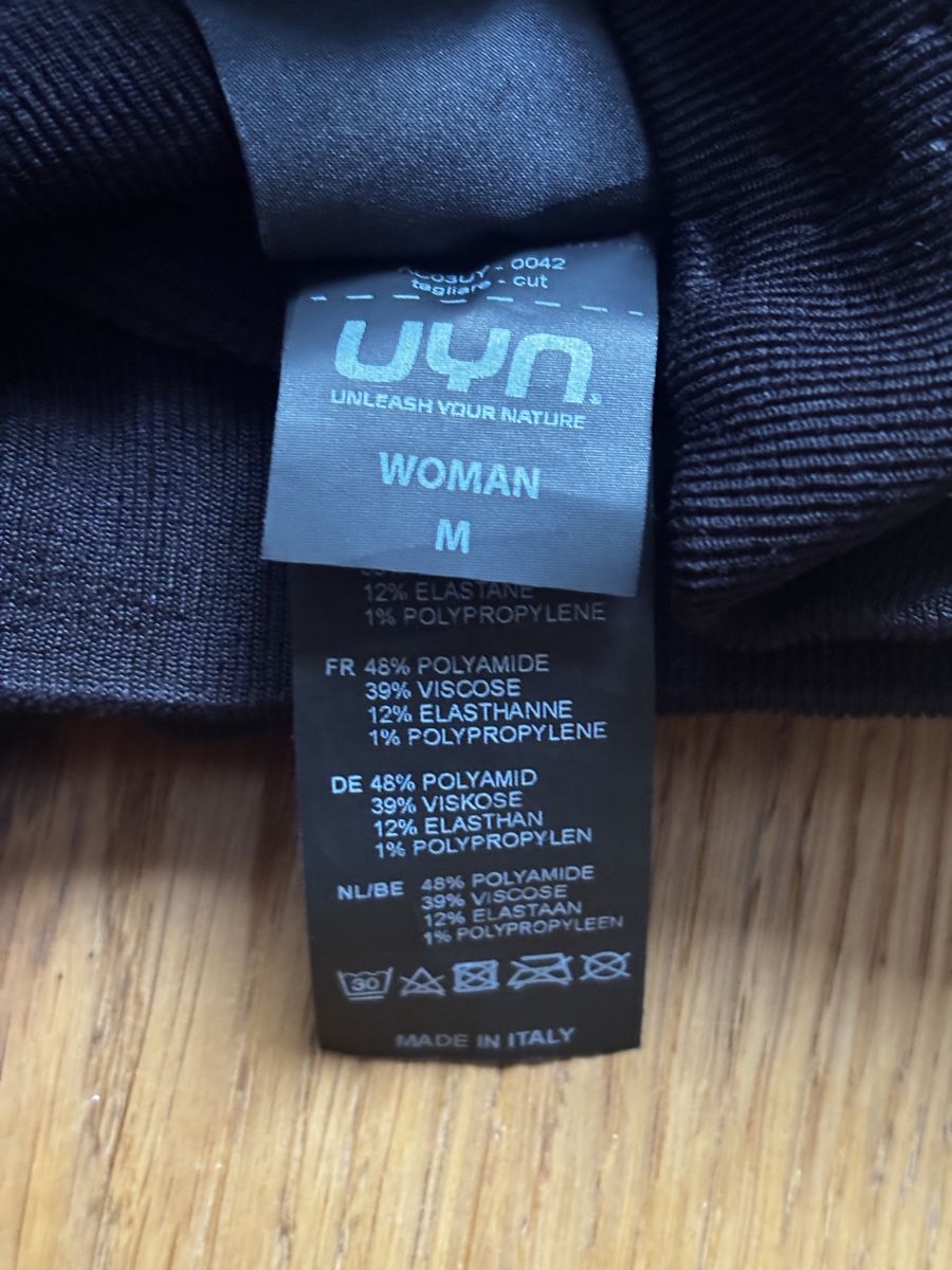 Leggings: UYN Running Tight Gr. M – Nuovo (secondo la descrizione) da Steffisburg venduto da nikita009 3
