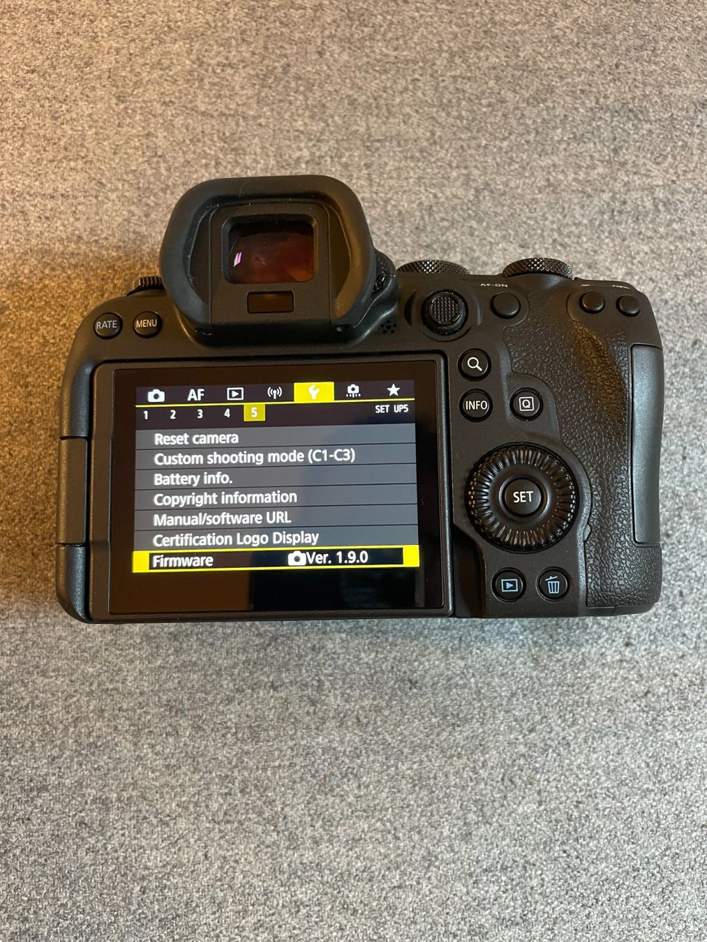 Canon Fotocamera: Canon R6 – Difettoso da Versoix venduto da griberg 2