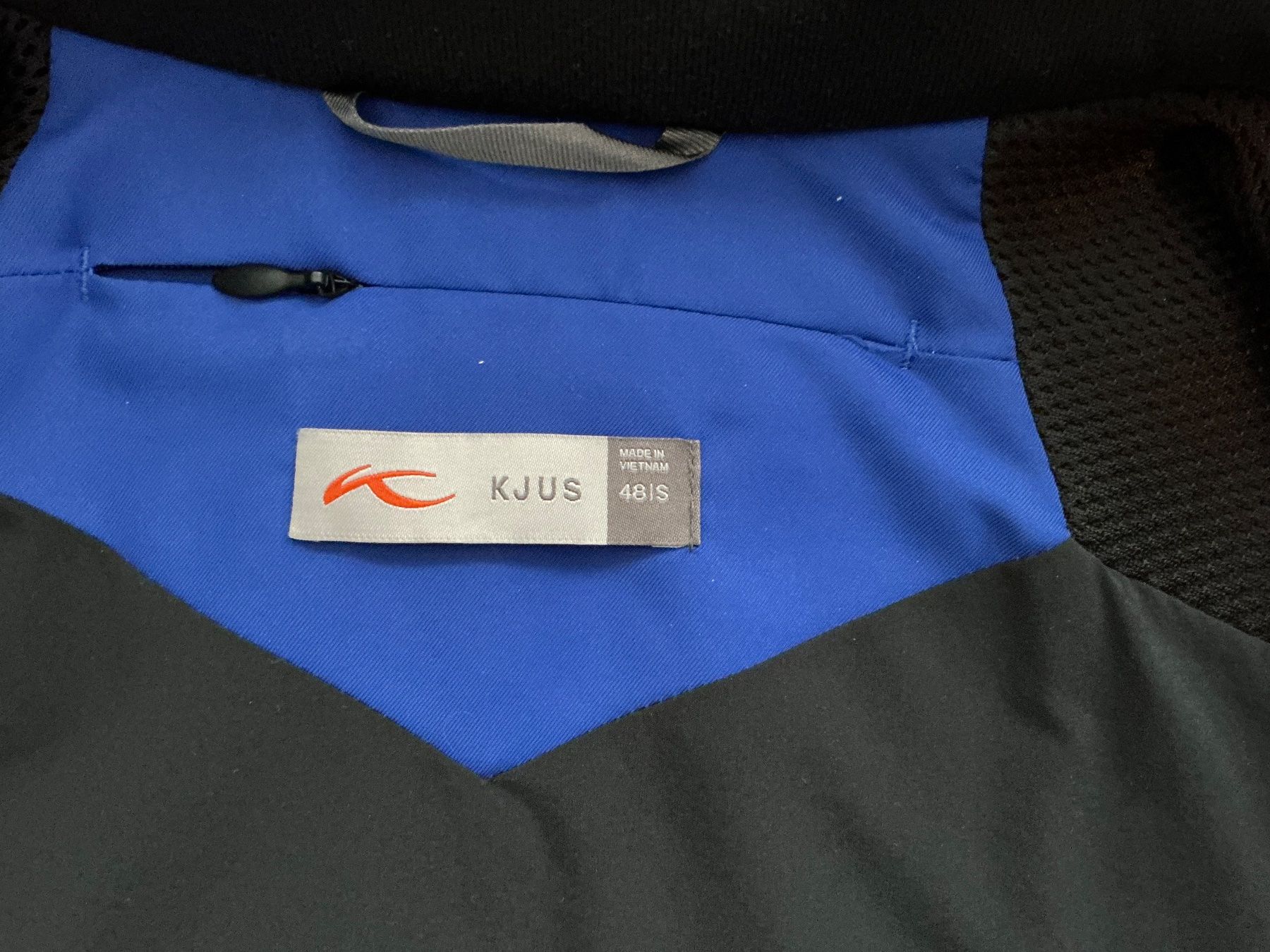 Kjus Costumes, combinaisons de sport et fonctionnelles: Skianzug Kjus – D'occasion à Biel-Benken BL par Sahra1 3