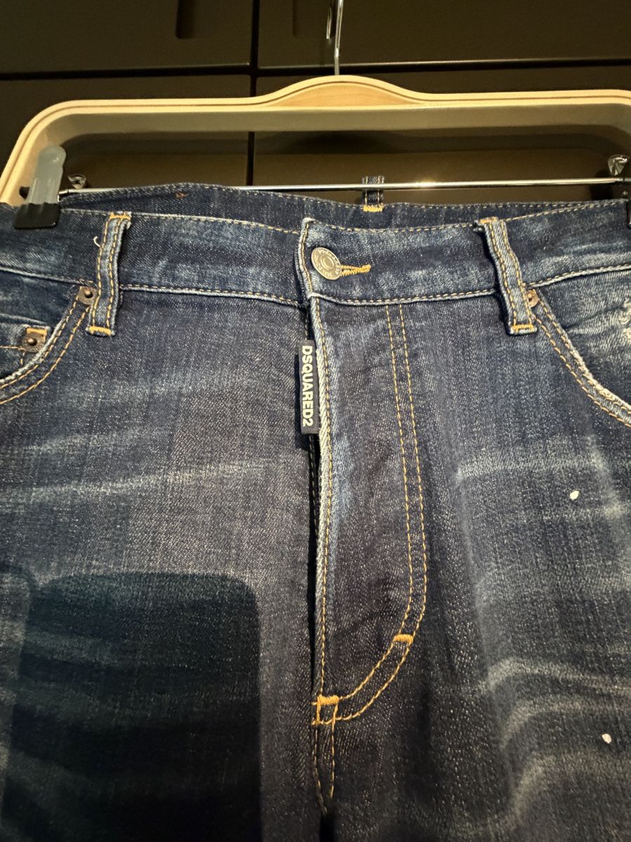 Dsquared2 Jeans: Dsquared Jeans – Gebraucht aus Oberägeri von san_6qcx 2