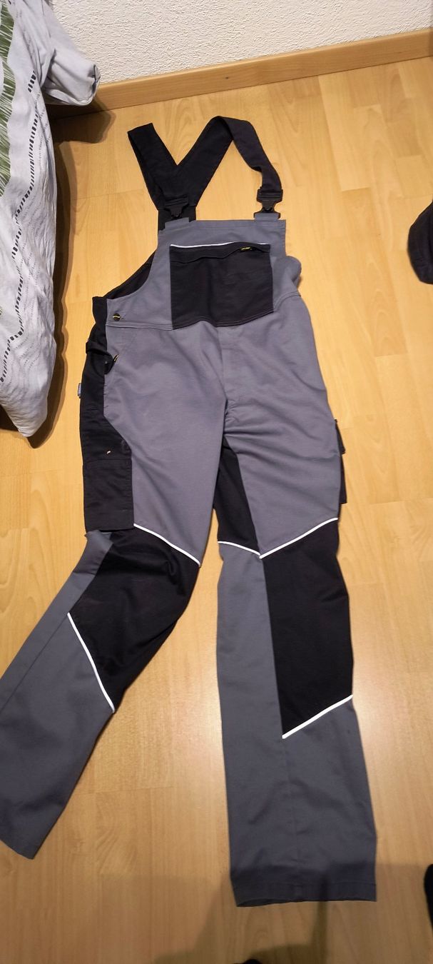Wikland Pantaloni: Arbeitslatzhose Wikland – Usato da Wiedlisbach venduto da Leaf99