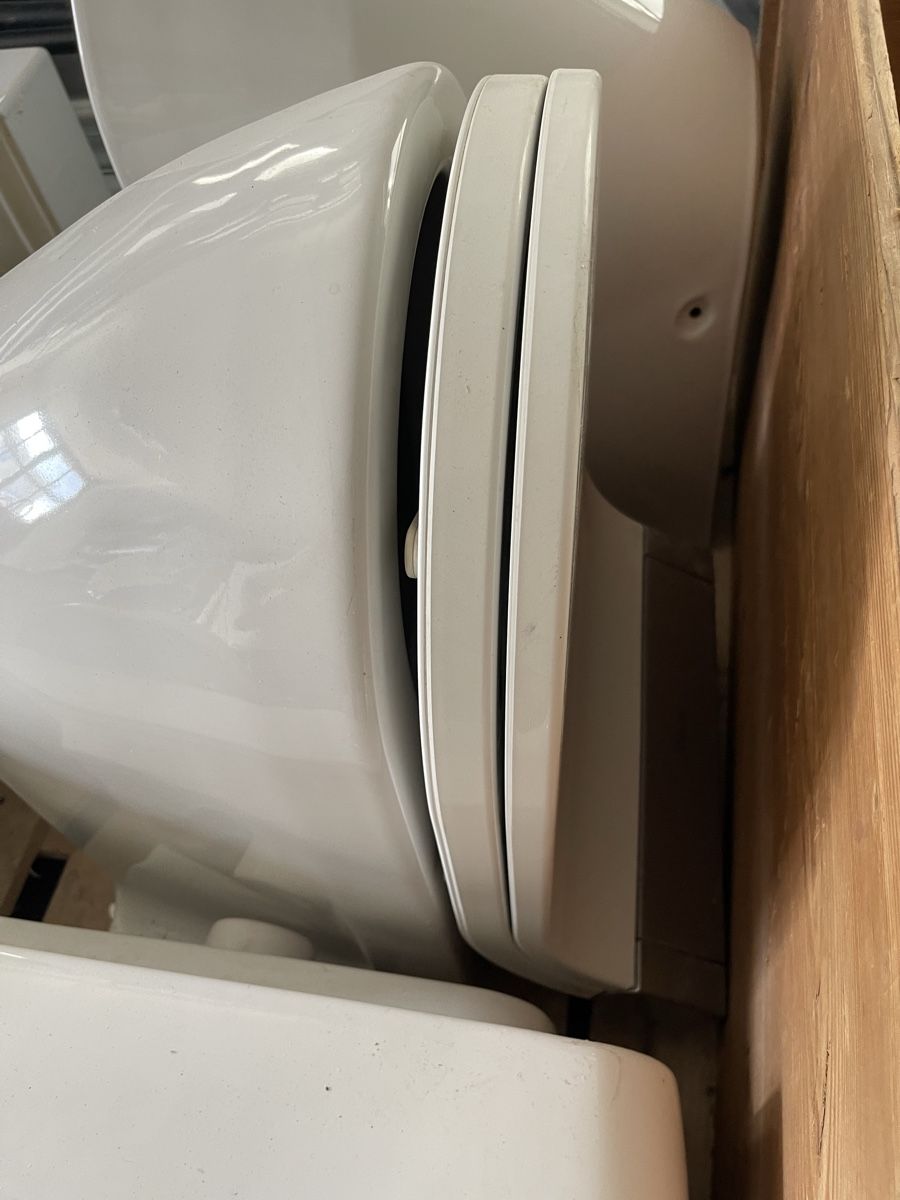 Duravit WC: Duravit Dusch WC Starck – Neuf (Voir description) à Flawil par Mpower171 1