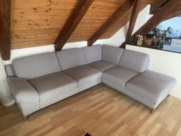 Graues Ecksofa Pfister
