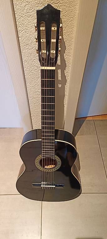 Instruments de musique: Konzertgitarre – Neuf avec emballage d'origine à Münchenbuchsee par Filou82 1