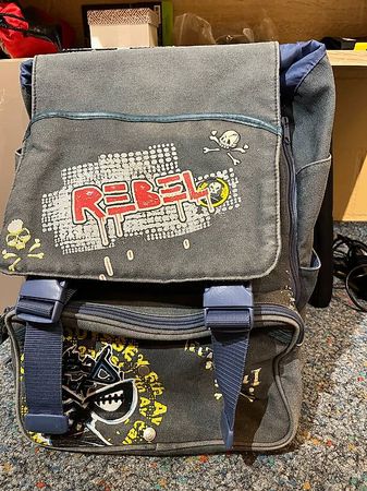 Schulrucksack Rebel