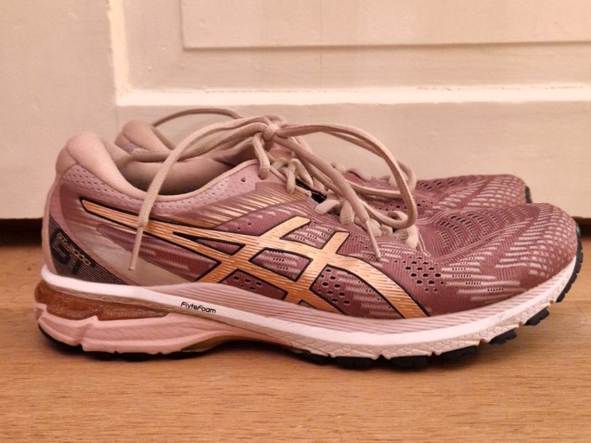 Asics Scarpe da donna: Asics GT 2000 – Usato da Zürich venduto da lilu010