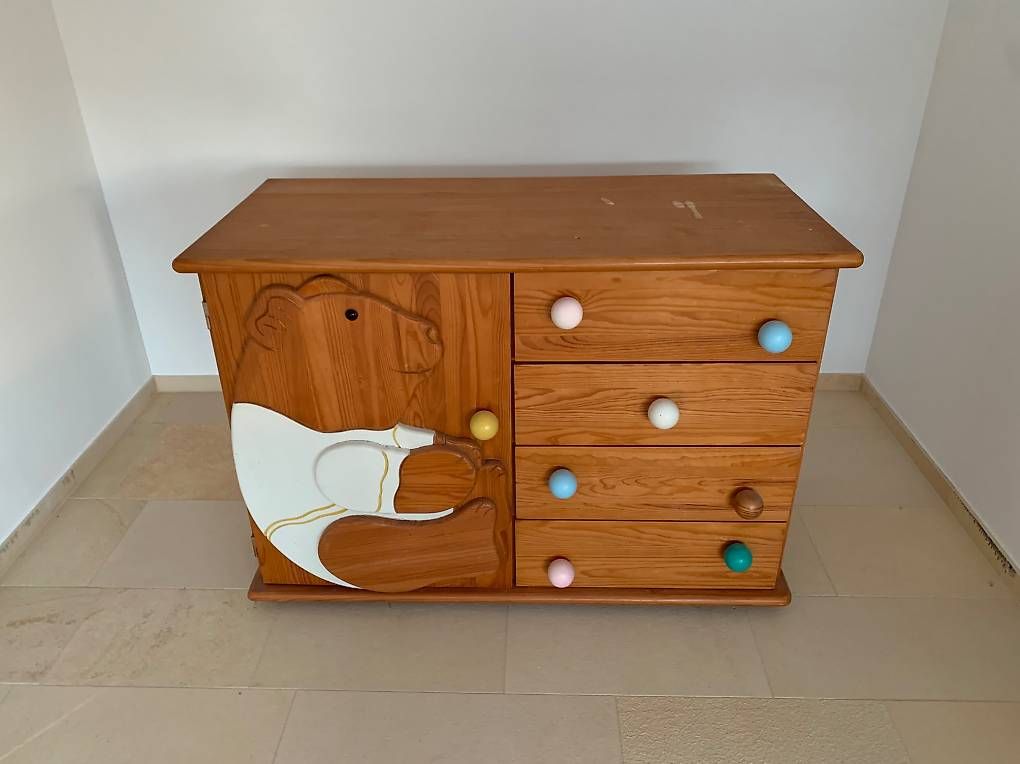 Armadi: Kinderschrank voll Holz – Usato da Greifensee venduto da GMS_CH