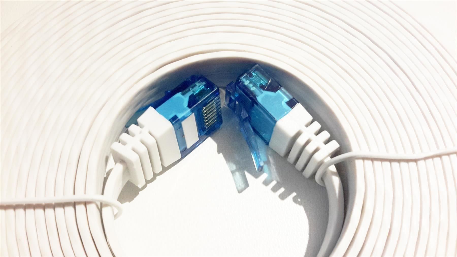 Cavi: Netzwerk Kabel, 10 m, weiss – Nuovo e nell'imballaggio originale da St. Gallen venduto da cointec 2