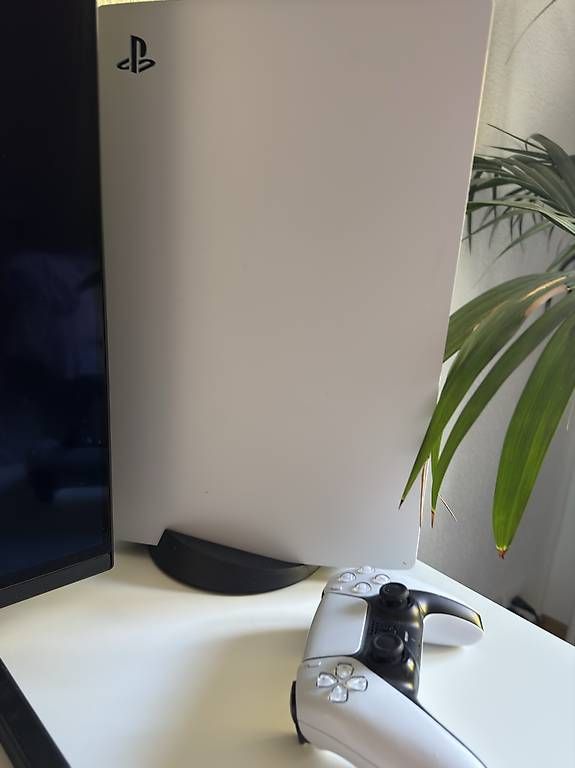 Konsolen: PlayStation 5 Diskversion 1TB – Gebraucht aus Burgdorf von ste_fv9q 1