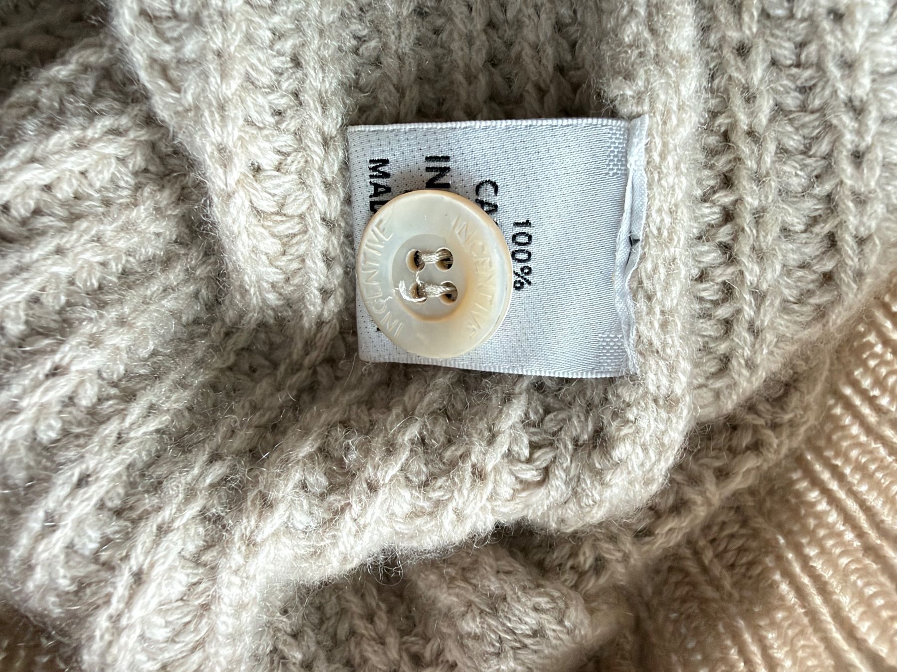 Giacche: Beige farbene Strickjacke – Usato da Zug venduto da CaroR13 3