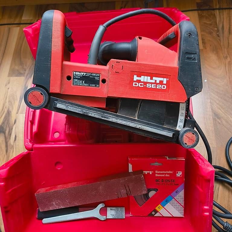 Tutte le macchine: Hilti DC-SE 20 Schlitzgerät – Usato da Pratteln venduto da mattia51 1