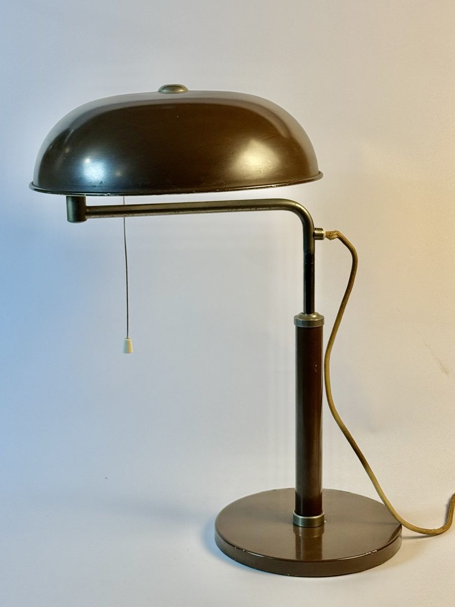 Amba Lampade: Lampe "Quick 1500" de Alfred Muller par Amba – Usato da Genève venduto da GenevasWunderkammer 1